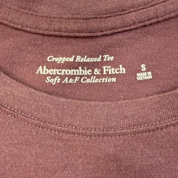 Abercrombie & Fitch Lot of 2 Tees T-Shirts Cropped and V-Neck - Size S - Picture 4 of 10